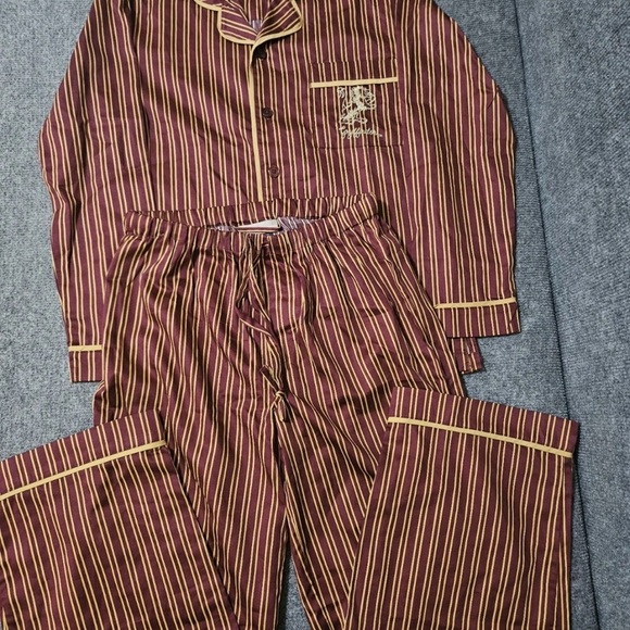 Universal Other - Harry Potter Gryffindor Brown and Yellow Pajama Set size small